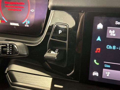 Certified 2025 Porsche Cayenne GTS image 33