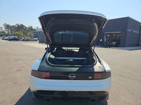 Used 2025 Nissan Z Performance w/ Floor Mat Package image 15