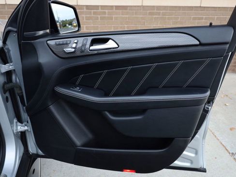 Used 2018 Mercedes-Benz GLE 63 AMG AMG GLE 63 4MATIC SUV image 28