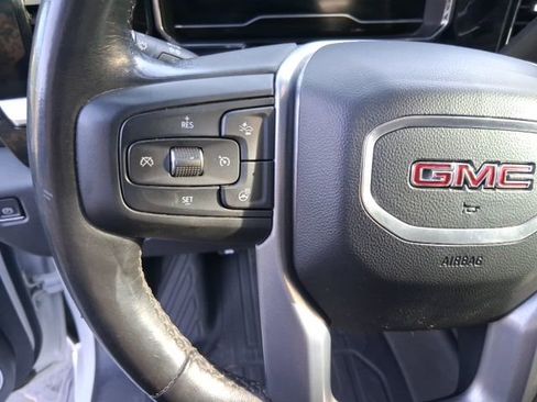 Used 2022 GMC Sierra 1500 SLE image 16