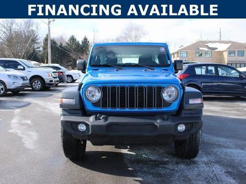 Used 2025 Jeep Wrangler Sport image 3