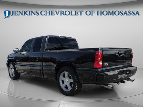 Used 2004 Chevrolet Silverado 1500 SS AWD/4WD image 7