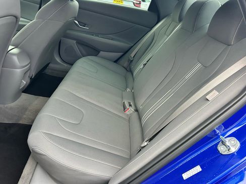 Used 2024 Hyundai Elantra SEL FWD image 14