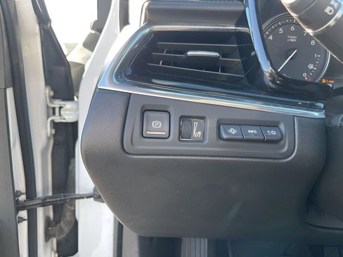 Used 2020 Cadillac XT6 Premium Luxury image 24