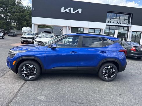 New 2026 Kia Seltos S AWD/4WD image 2