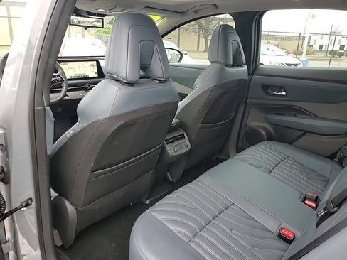 Used 2023 Nissan Ariya image 29