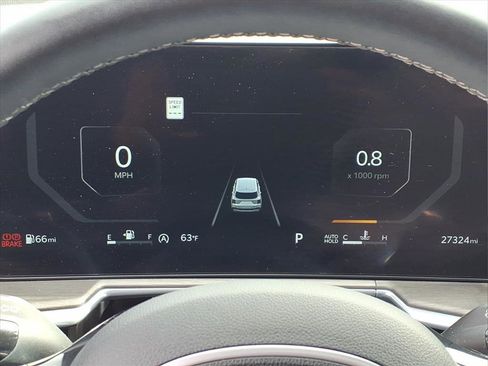 Used 2024 Kia Sorento SX Prestige image 31