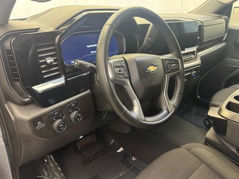 Certified 2024 Chevrolet Silverado 1500 LT image 9