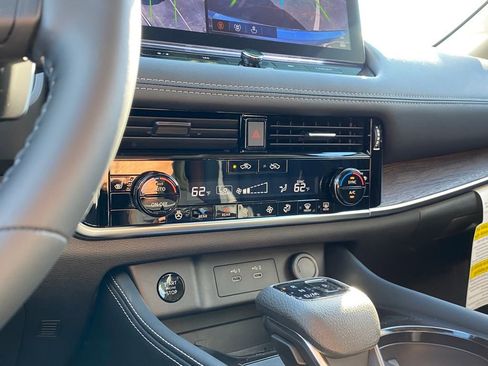 New 2026 Nissan Rogue Platinum w/ Platinum Premium Package image 29