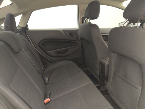 Used 2019 Ford Fiesta SE image 19