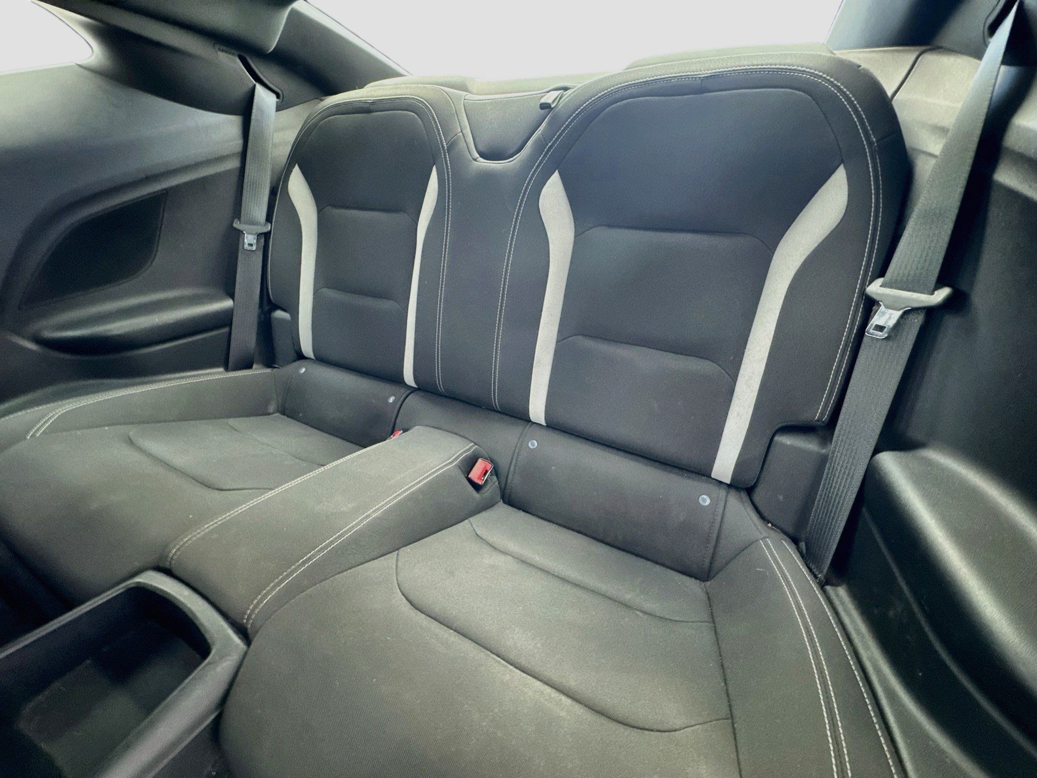Used 2023 Chevrolet Camaro LT RWD image 15