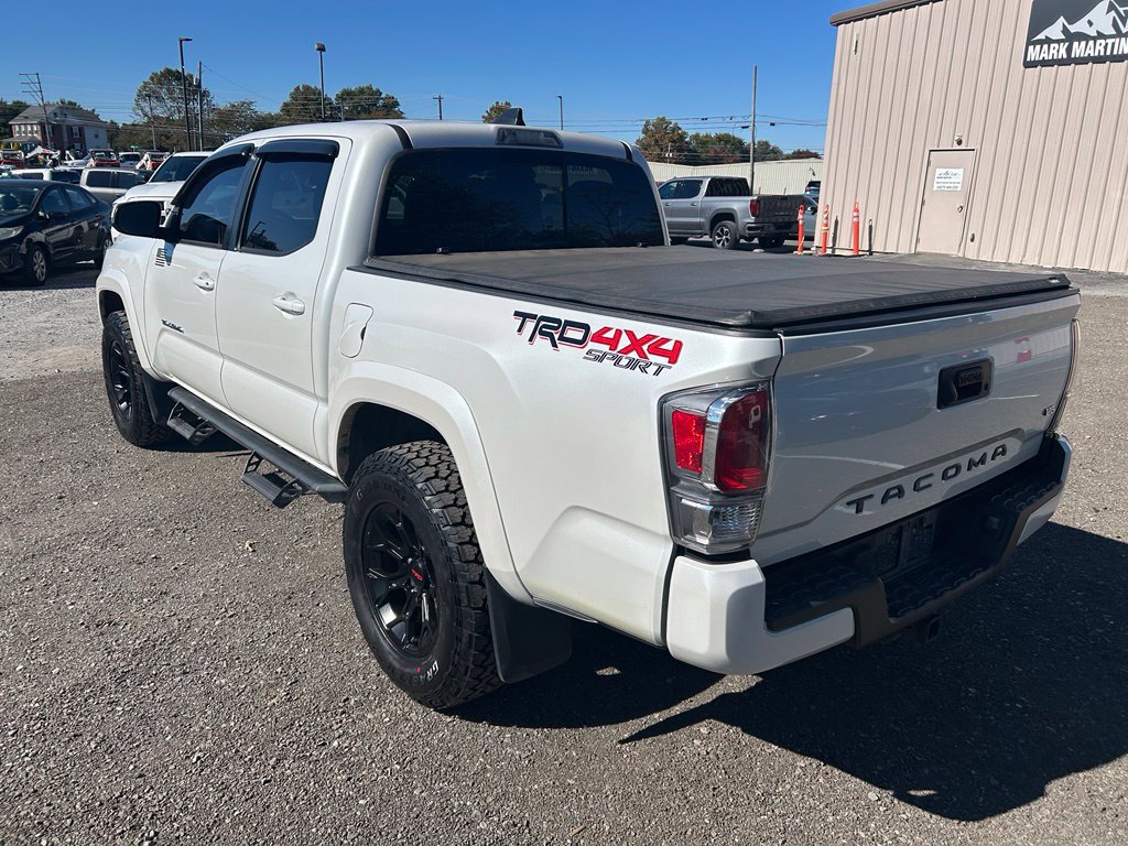 Used 2021 Toyota Tacoma TRD Sport AWD/4WD image 8
