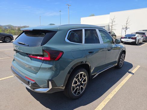 New 2026 BMW X1 xDrive28i w/ Technology Package AWD/4WD image 2