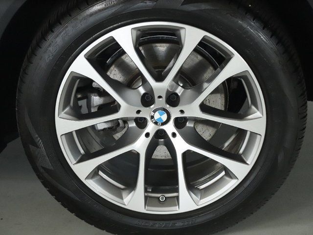 Used 2025 BMW X5 xDrive40i AWD/4WD image 42
