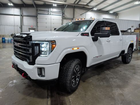 Used 2023 GMC Sierra 2500 AT4 w/ AT4 Premium Plus Package image 6