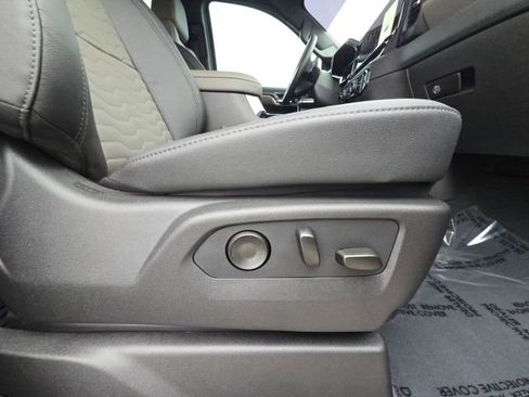 Used 2025 Chevrolet Silverado 1500 ZR2 w/ Technology Package AWD/4WD image 20