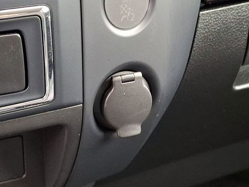 Used 2024 Nissan Titan SV w/ Accessory Utility Package image 26