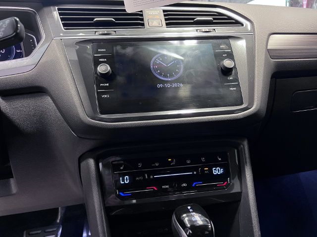 Certified 2022 Volkswagen Tiguan SEL R-Line AWD/4WD image 25