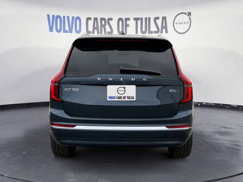 New 2026 Volvo XC90 B6 Plus image 4