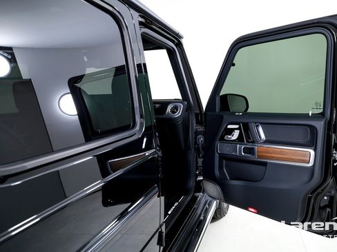 Used 2025 Mercedes-Benz G 63 AMG 4MATIC image 25