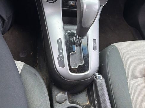 Used 2012 Chevrolet Cruze LS w/ Connectivity Package FWD image 9