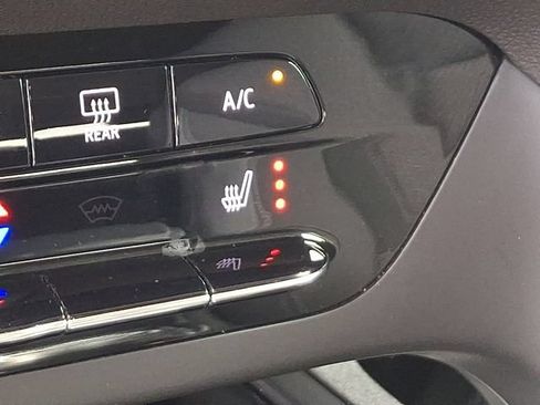 Used 2023 Buick Envision Preferred AWD/4WD image 16