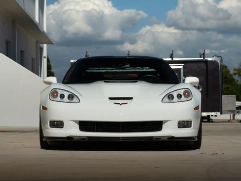 Used 2010 Chevrolet Corvette ZR1 w/ Preferred Equipment Group RWD image 11
