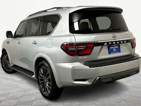 Used 2024 Nissan Armada Platinum w/ Captain's Chairs Package image 11