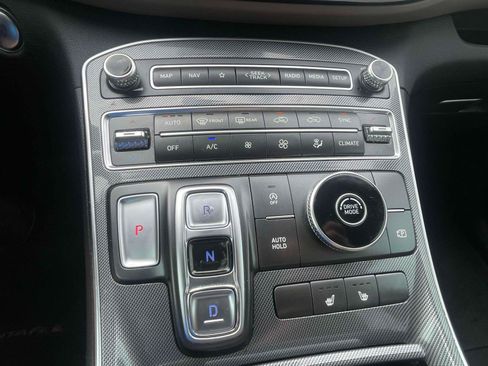Used 2023 Hyundai Santa Fe SEL FWD image 16