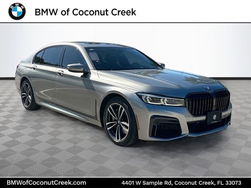 Used 2022 BMW 750i xDrive w/ Executive Package image 1