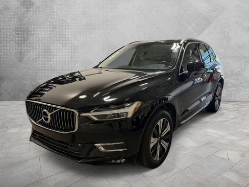 Used 2023 Volvo XC60 B5 Plus w/ Protection Package Premier FWD image 4