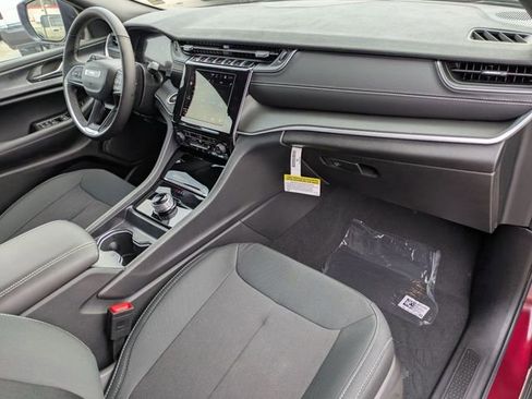 New 2026 Jeep Grand Cherokee Laredo image 35