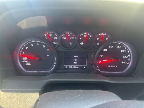 Used 2022 Chevrolet Silverado 1500 Custom Trail Boss w/ LPO, Dark Essentials Package AWD/4WD image 3