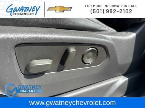 Used 2022 Chevrolet Silverado 1500 LTZ w/ Z71 Off-Road Package AWD/4WD image 22