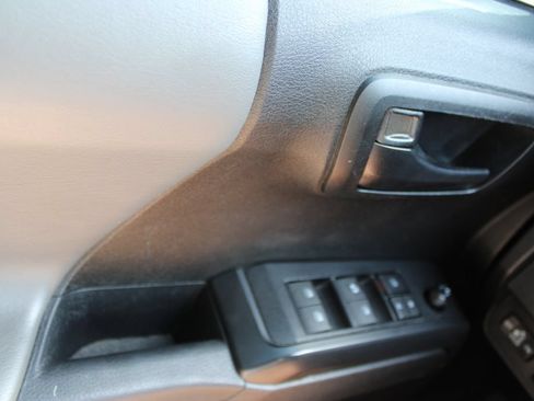 Used 2021 Toyota Tacoma SR w/ SR Convenience Package RWD image 41