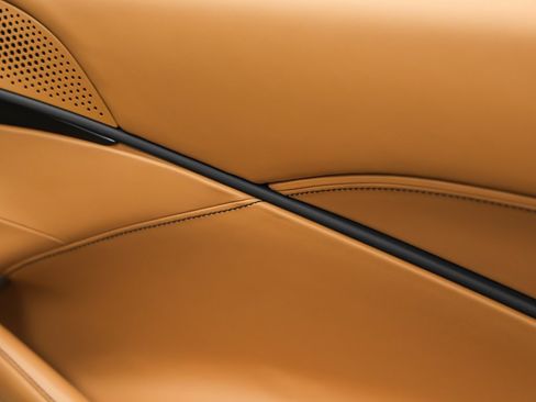 Certified 2025 Ferrari Roma Spider image 29