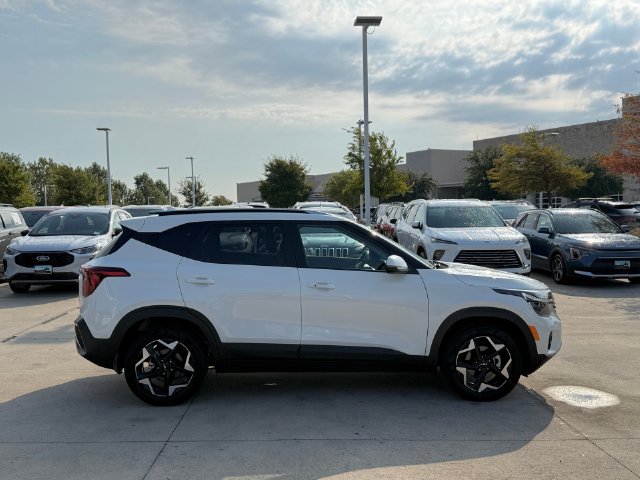 Used 2025 Kia Seltos S FWD image 5