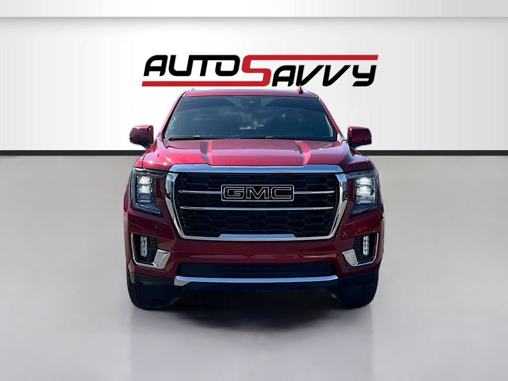 Used 2024 GMC Yukon SLT w/ SLT Luxury Package AWD/4WD image 2