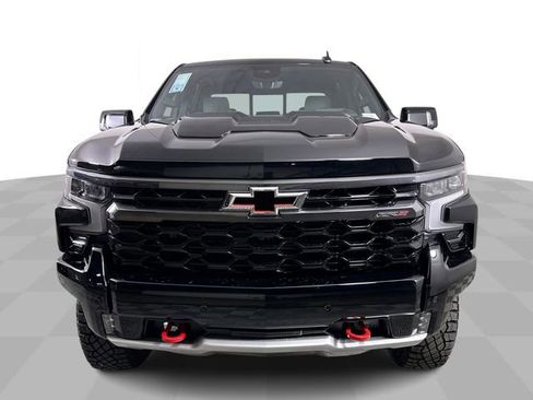 New 2026 Chevrolet Silverado 1500 ZR2 image 3