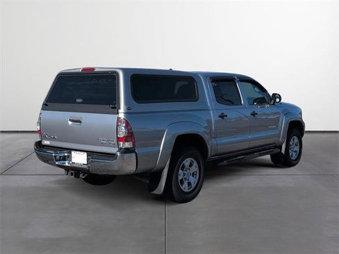 Used 2015 Toyota Tacoma PreRunner image 5