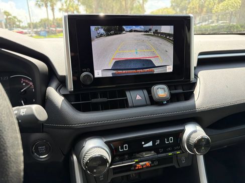 Used 2024 Toyota RAV4 XLE w/ Convenience Package FWD image 11