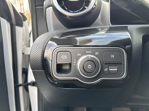 Certified 2020 Mercedes-Benz CLA 250 4MATIC image 15