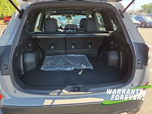 Used 2025 Subaru Forester Premium image 18