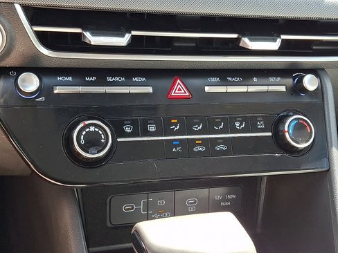 Used 2025 Hyundai Sonata SE FWD image 15