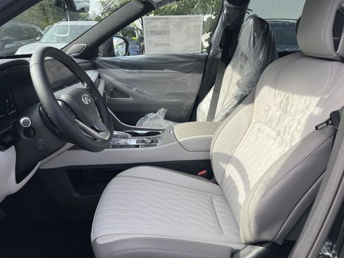 New 2026 INFINITI QX60 Autograph w/ Dark Cargo Package image 10