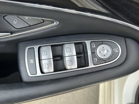Used 2019 Mercedes-Benz S 560 4MATIC Sedan image 15
