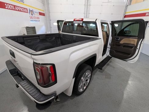 Used 2017 GMC Sierra 1500 Denali w/ Denali Ultimate Package image 15