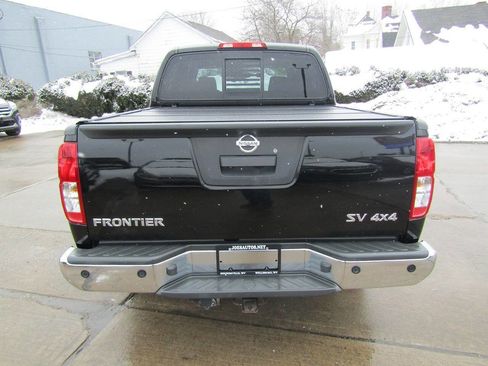Used 2016 Nissan Frontier SV w/ SV Value Truck Package image 6