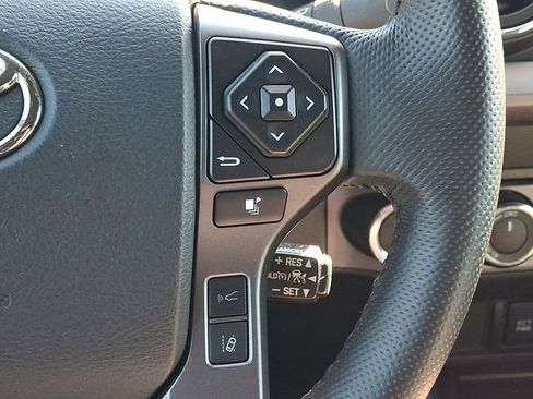 Certified 2023 Toyota Tacoma TRD Sport AWD/4WD image 21