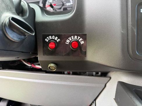 Used 2013 Ford E-250 and Econoline 250 w/ PWR Group RWD image 49